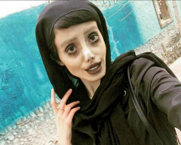 angelina1.jpg