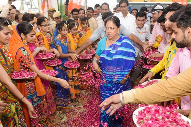 Vasundhara-Raje-k05E-621x414@LiveMint.jpg