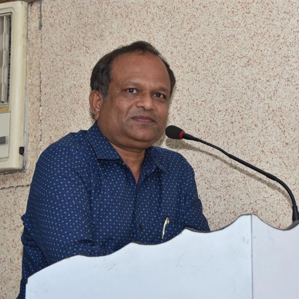 dinesh_navadia_pic.jpg