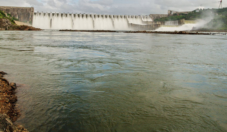 narmada_dam.jpg