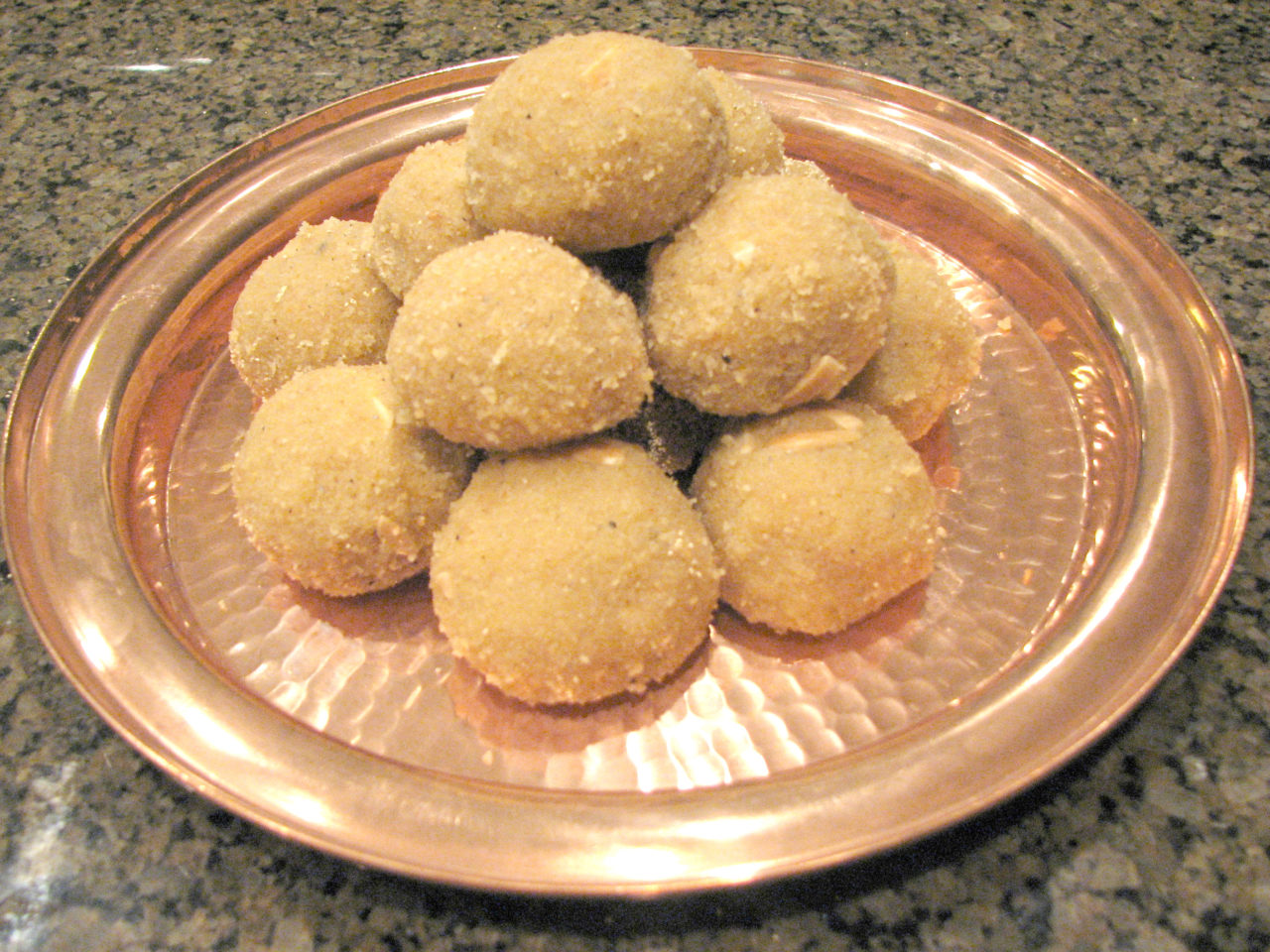 laddu-1280x960.jpg
