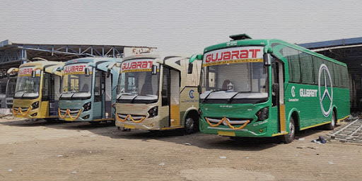 luxarybus.jpg