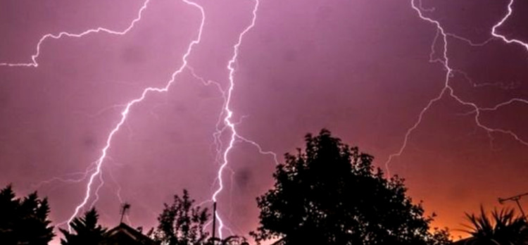 thunder-and-lightning.jpeg