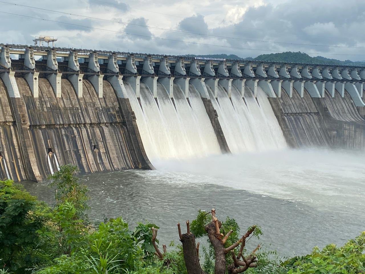 Narmada_dam_cialive2-1280x960.jpg