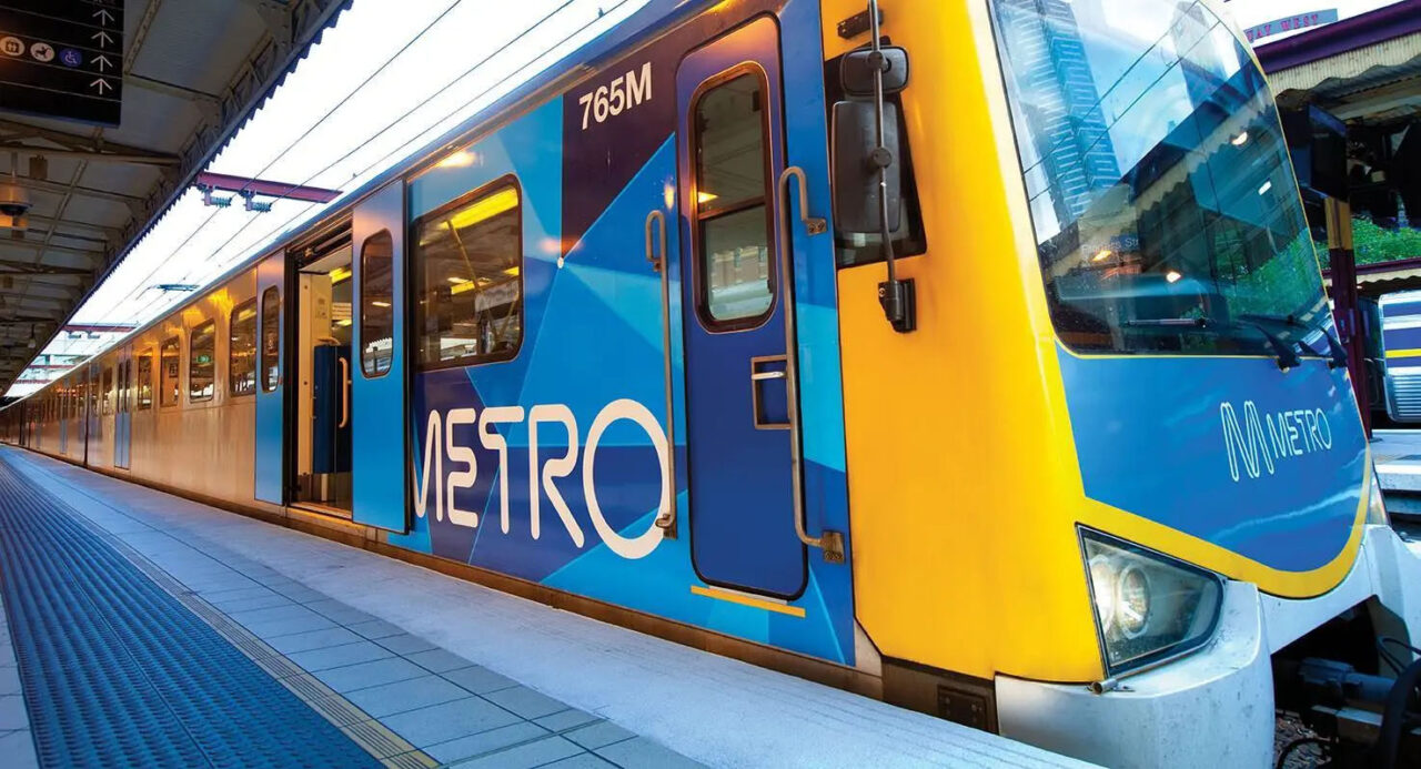 surat_metro-1280x693.jpg