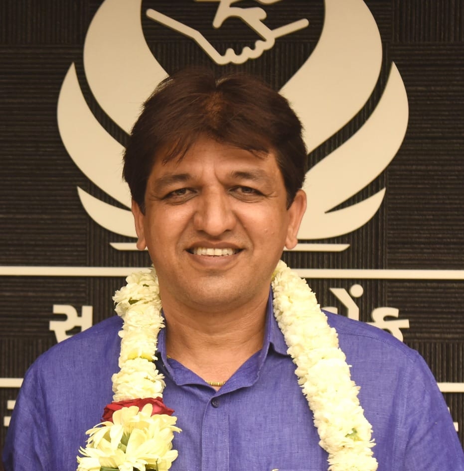 sandip_desai.jpg